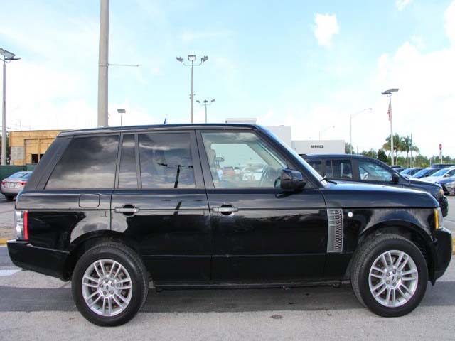 2011 Land Rover Range Rover - Image 7