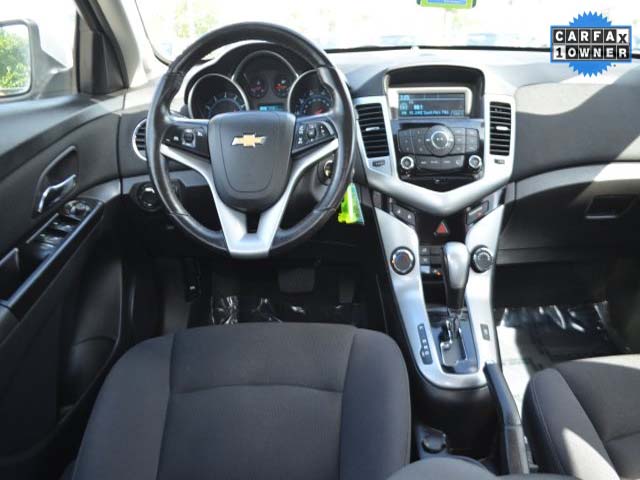 2014 Chevrolet Cruze - Image 16