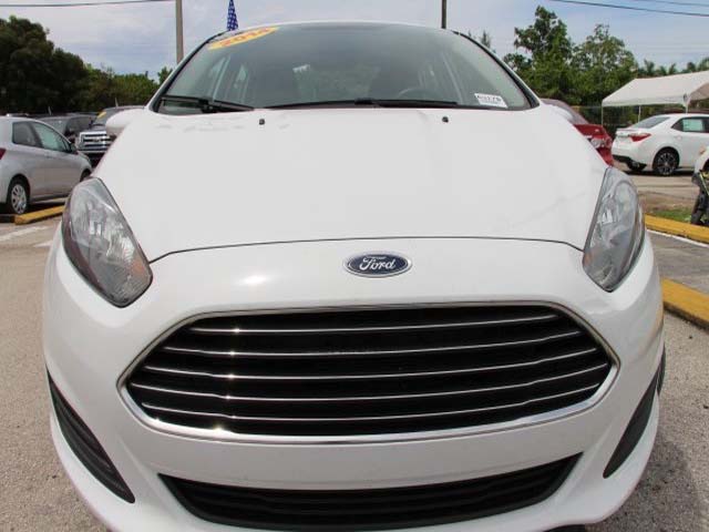 2014 Ford Fiesta 4D Sedan - 154523 - Image #2