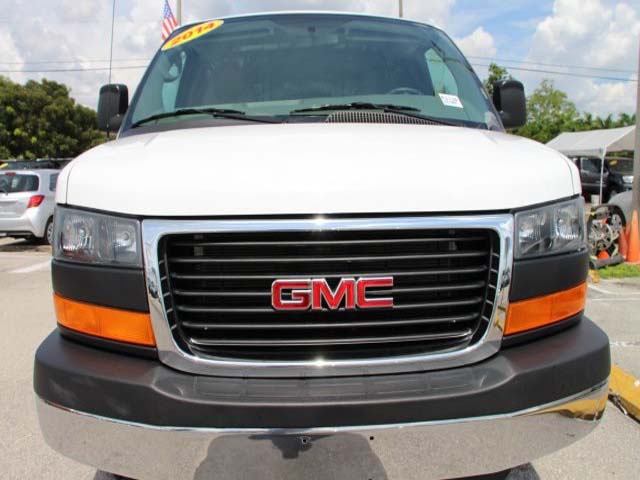 2014 GMC Savana G2500 HD 3D Cargo Van - 910049 - Image #2