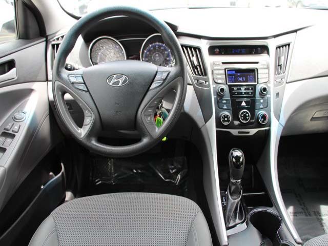 2014 Hyundai Sonata 4D Sedan - 859082 - Image #19