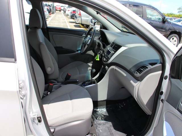 2014 Hyundai Accent 4D Sedan - 672603 - Image #23