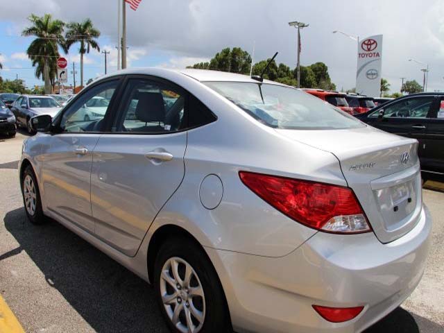 2014 Hyundai Accent 4D Sedan - 672603 - Image #5