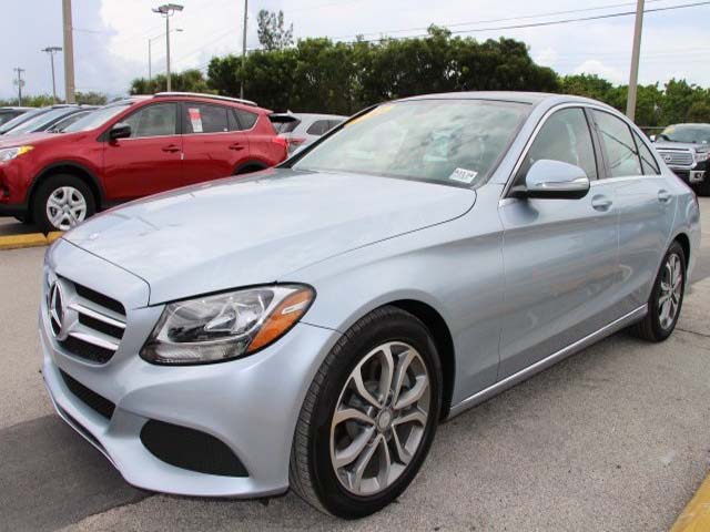 2015 Mercedes-Benz C-Class 4D Sedan - 072592 - Image #3