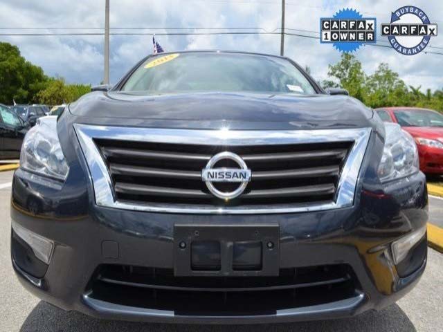 2013 Nissan Altima 4D Sedan - 514001 - Image #2