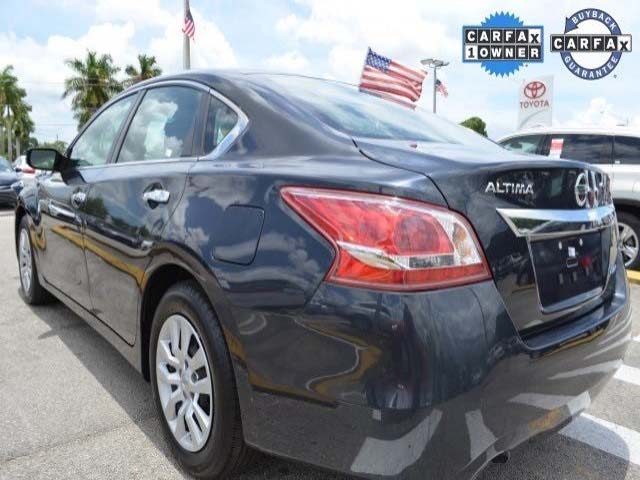 2013 Nissan Altima 4D Sedan - 514001 - Image #5