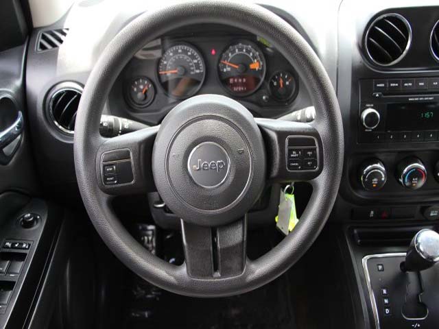 2014 Jeep Compass 4D Sport Utility - 742898 - Image #18